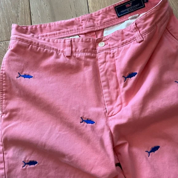 VINEYARD VINES Shep & Ian Club Shorts Pink w Blue Swordfish Pockets Sz 32 - Picture 6 of 10